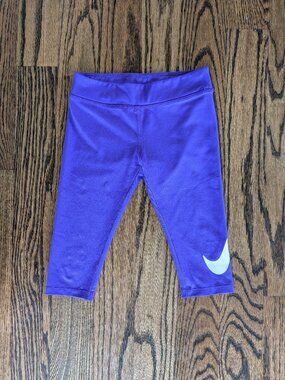 NIKE Dri-Fit Purple Athletic Capri Leggings (Kid Size 6)